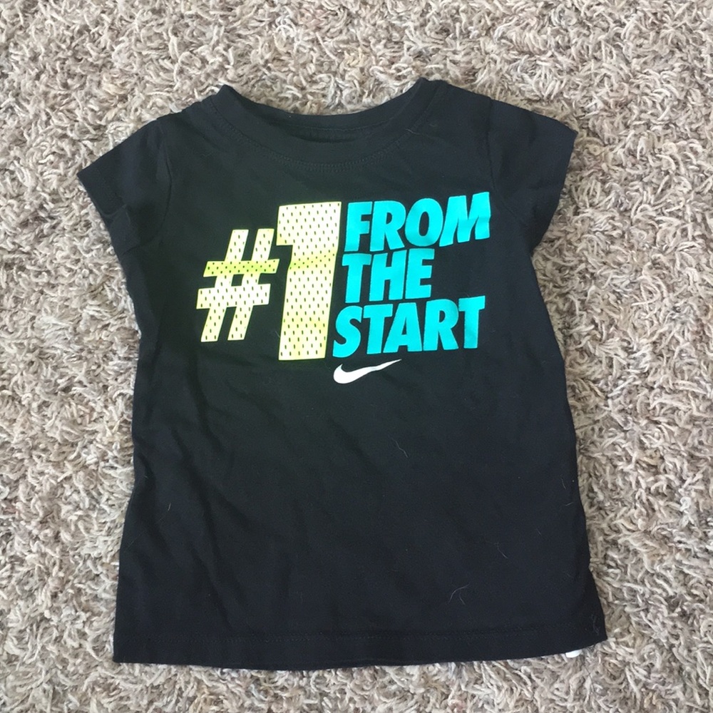 Nike tee 2T